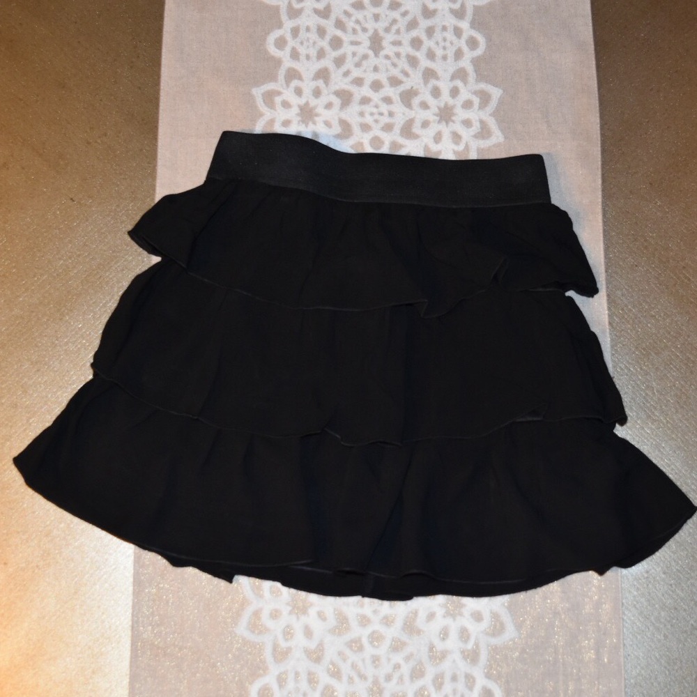 Pretty Girl Flared Ruffle Skirt - Picture 2 of 2